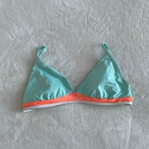 L Space bikini top 👙